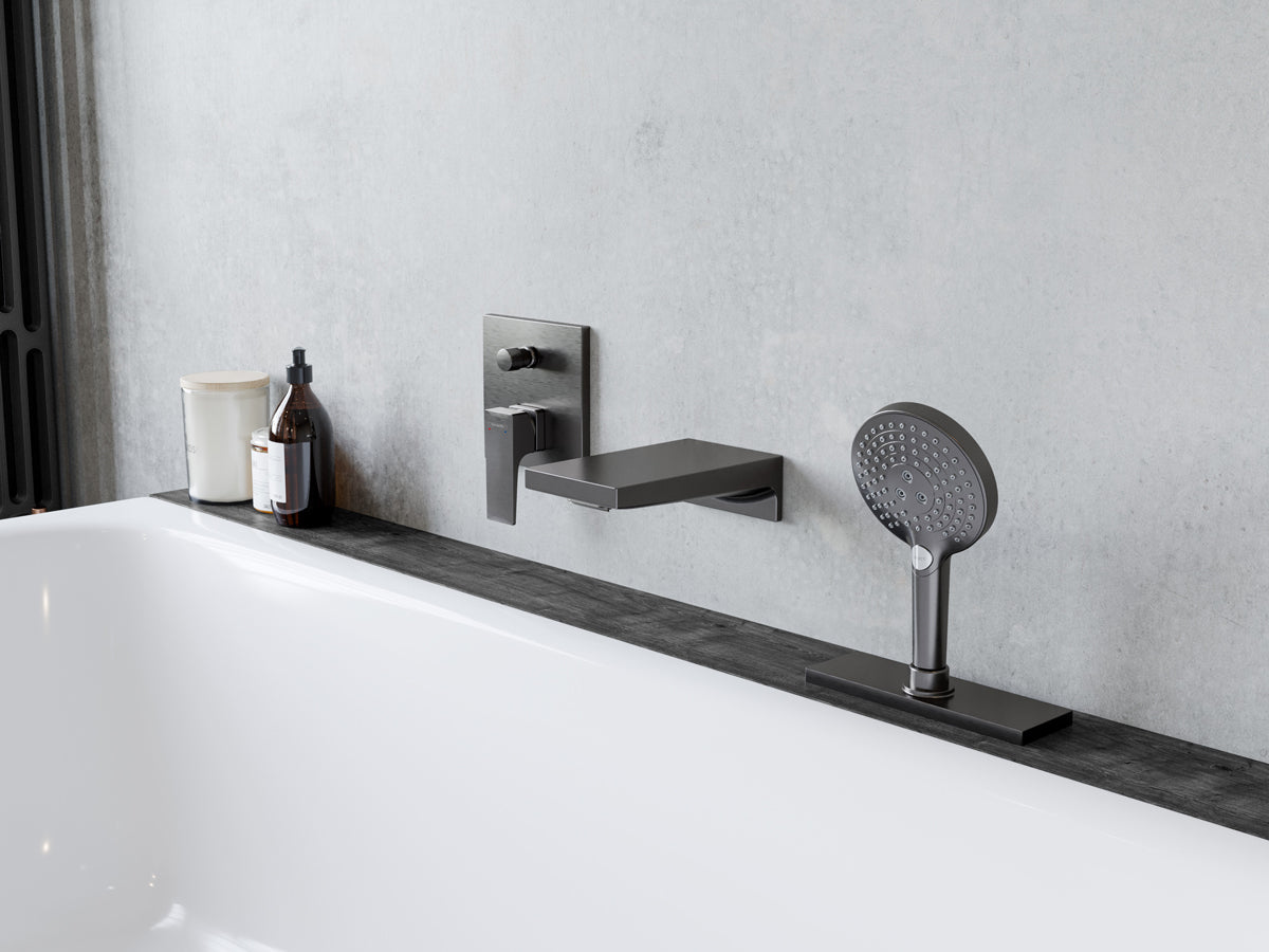 metropol_bathtub_black_bathroom_ambience